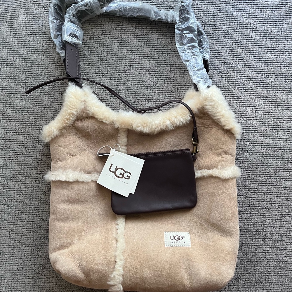 Never been used Ugg bag!